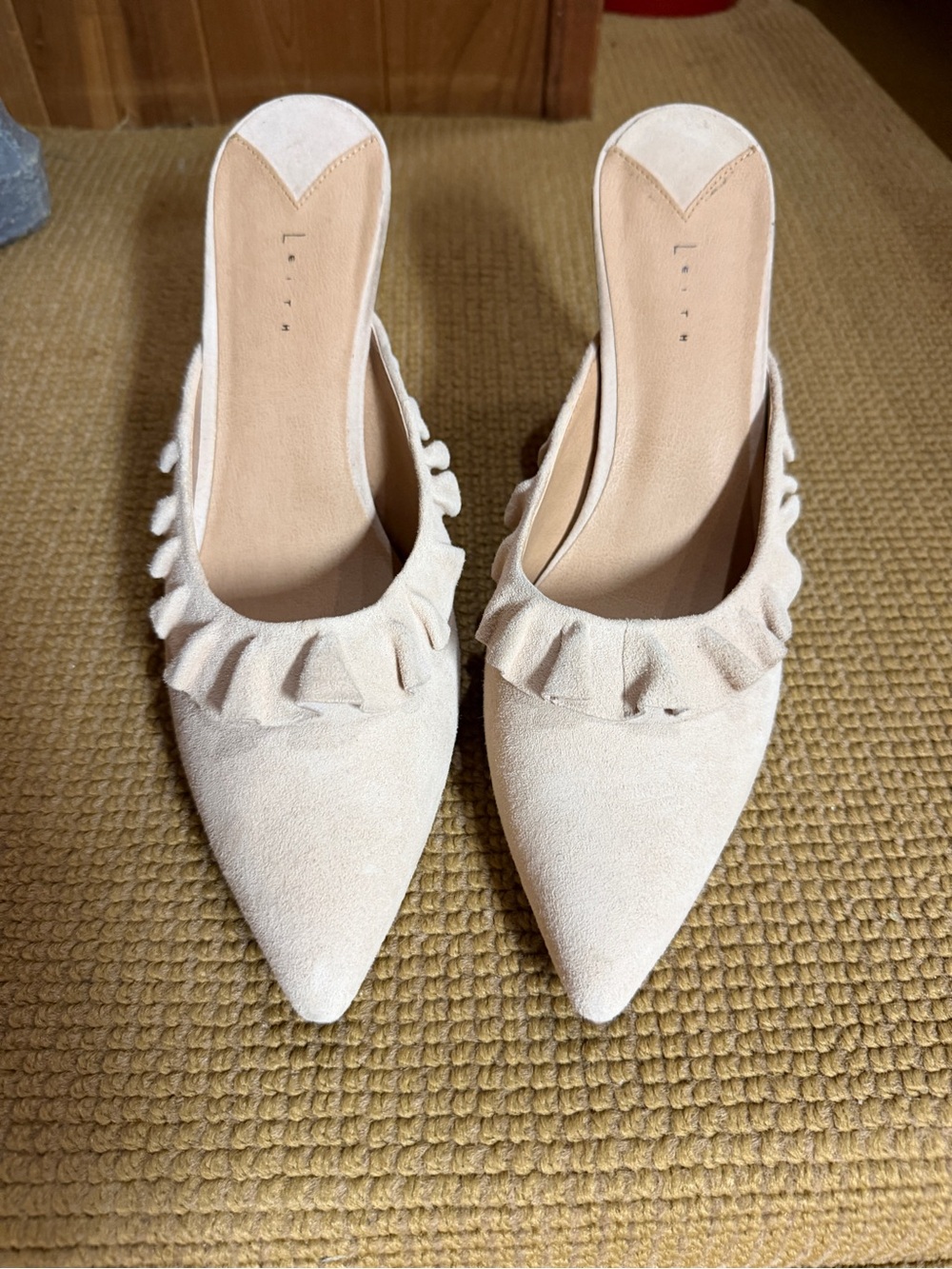 Leith Ivory Ruffle Pointed-Toe Mule